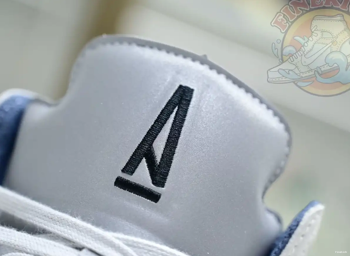 Air A x Dust